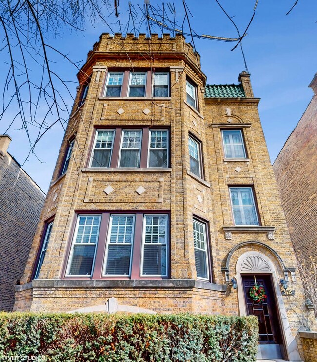 Building Photo - 5435 N Kimball Ave