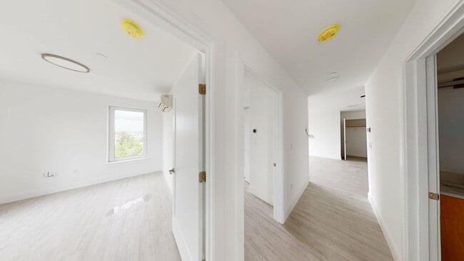 Building Photo - HOT ALLSTON LISTING!!!!