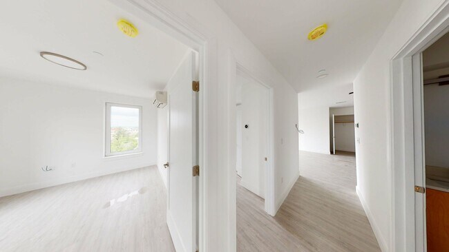 Foto del edificio - HOT ALLSTON LISTING!!!!