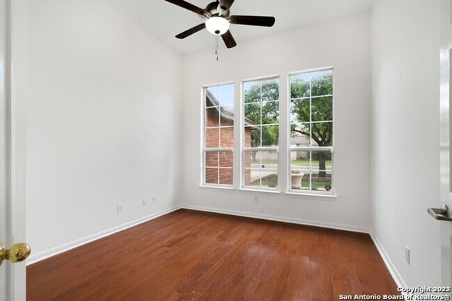 Building Photo - 3 br, 2 bath House - 24709 Crescent Run