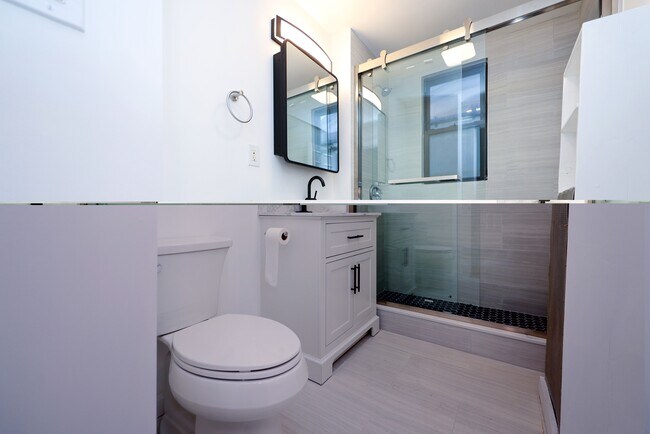 Foto del edificio - 121 Browne St