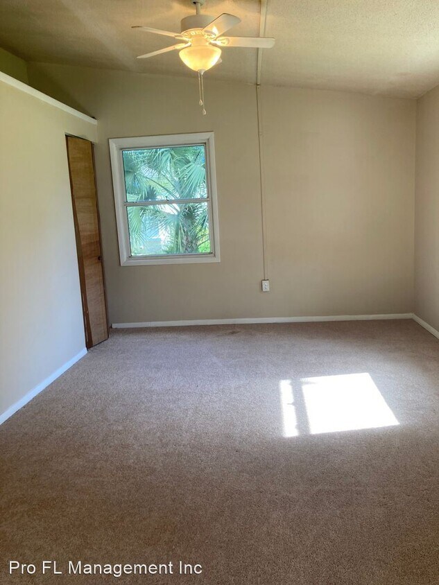 Foto del edificio - 2 br, 1.5 bath House - 344 Lake Crescent Dr