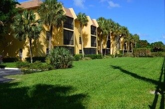 Building Photo - 460 NW 20th St
