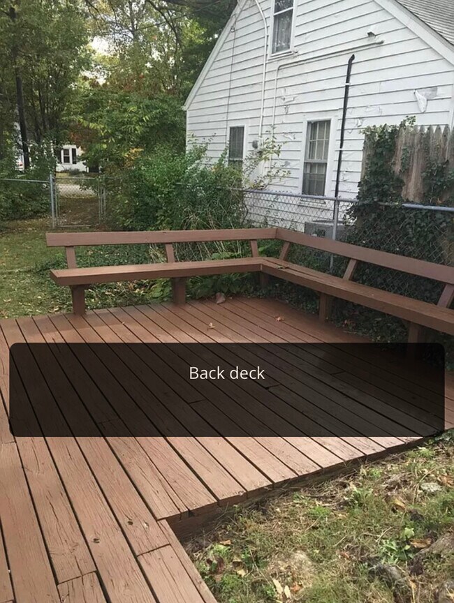 Foto del edificio - 3008 Betty Ln