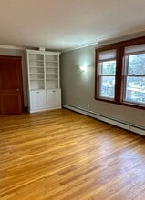 Building Photo - 62 Edgecliff Rd