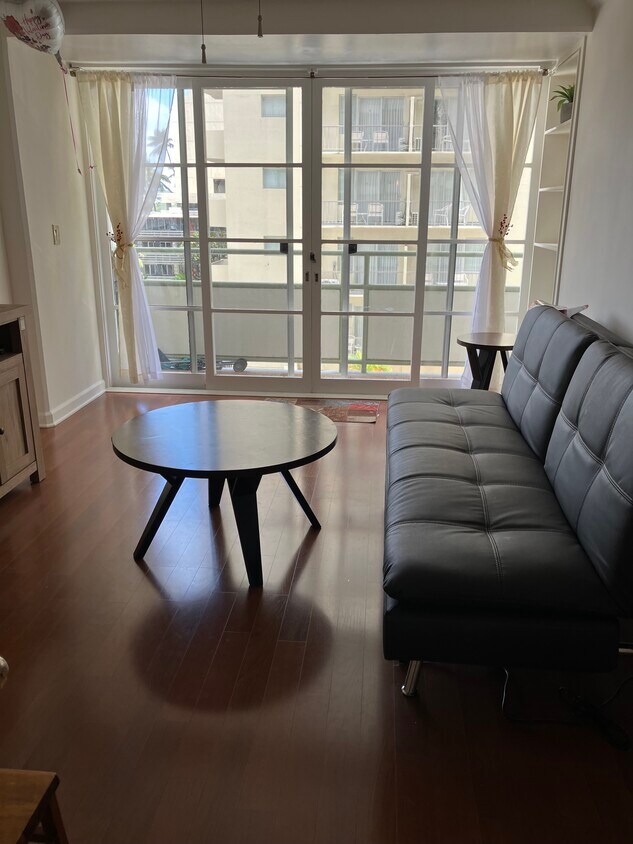 Living room - 445 Kaiolu St