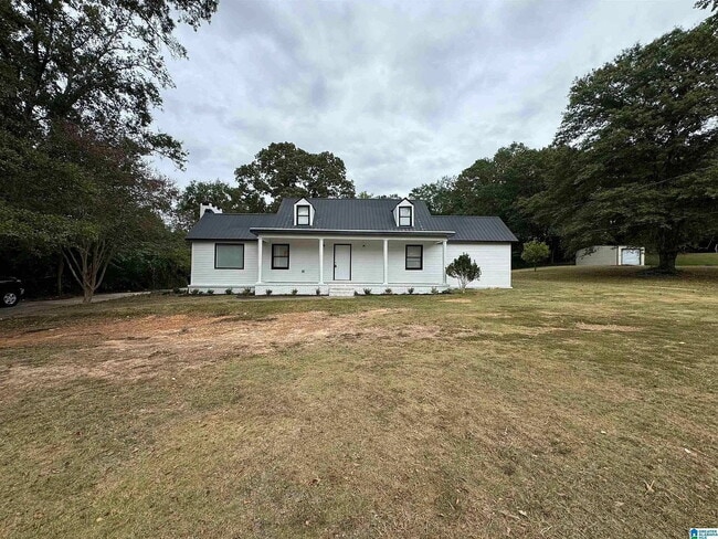 Building Photo - "Experience Spacious Living in Talladega: ...