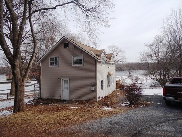 Building Photo - 238 Van Wies Point Rd