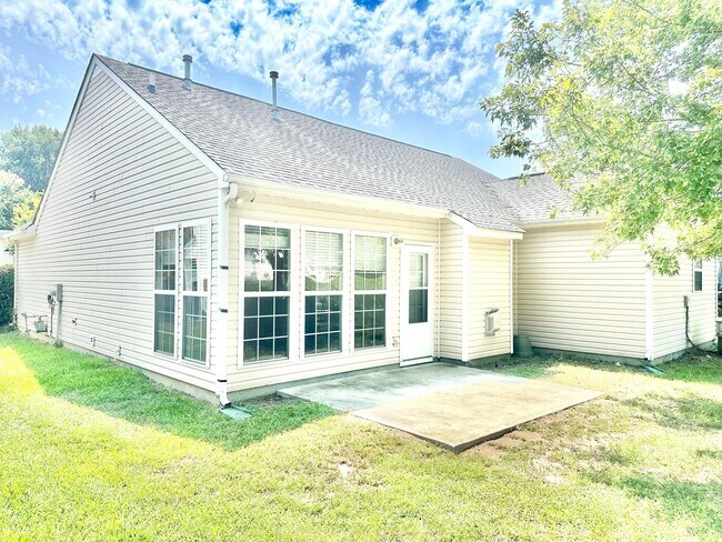 Building Photo - 1622 Baylor Dr