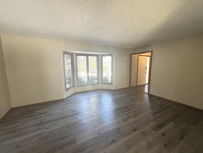 Foto del edificio - 12835-12846 46th Ave N