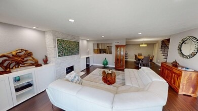 Building Photo - 68 Montego Ct