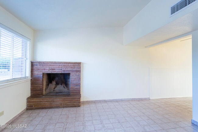 Foto del edificio - 535 N Cimarron St
