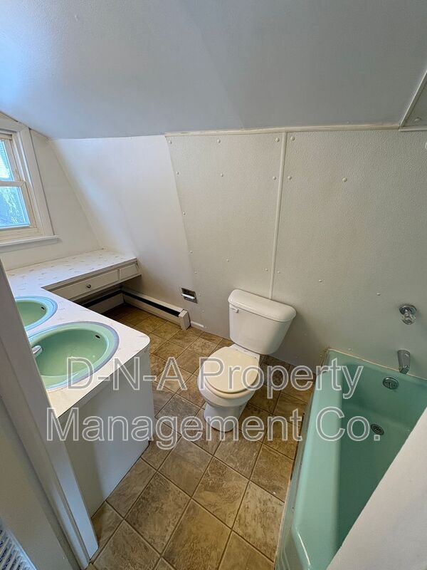 Foto del edificio - 106 3rd St