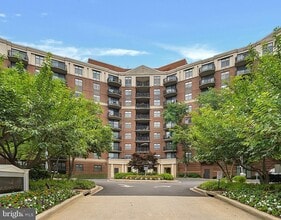 Building Photo - 3401 38th St NW