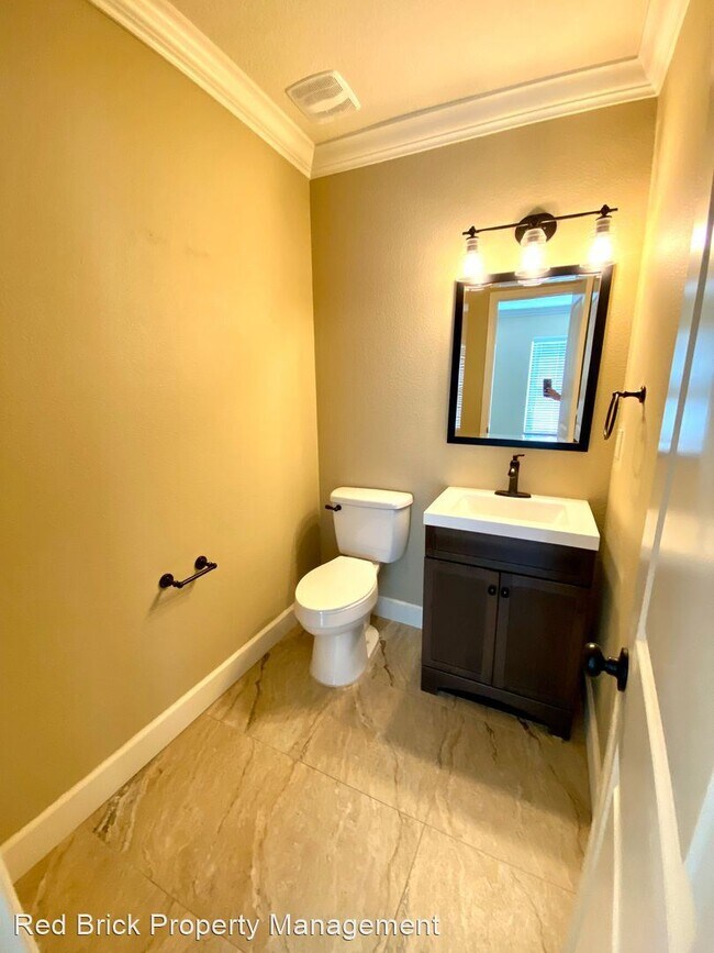 Building Photo - 3 br, 3.5 bath House - 808 E Norfolk St