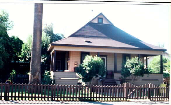 Building Photo - 444 North St