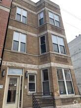 Building Photo - 2717 N Halsted St