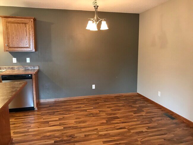 Kitchen Area - 10751 Knollwood ln