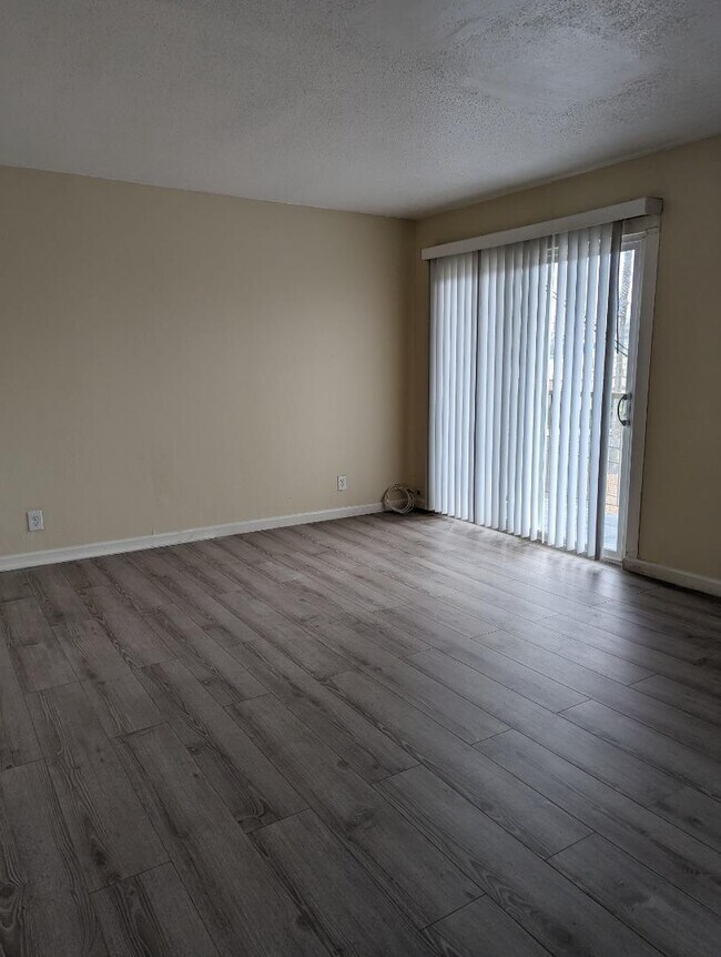Foto del edificio - 220 N Parkview Ave
