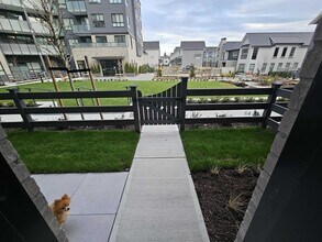 Building Photo - 15738-15785 85 Ave