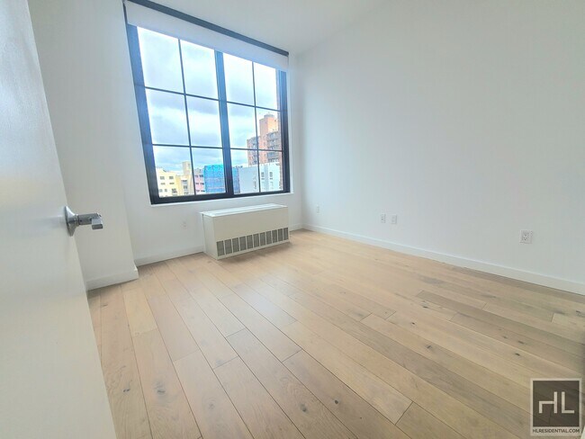 Building Photo - 144-74 NORTHERN BOULEVARD