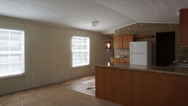 Building Photo - 138 Johnston Rd