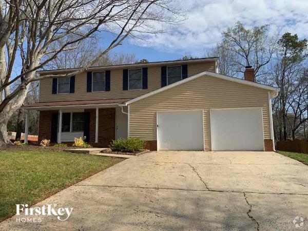 Building Photo - 226 Regency Dr