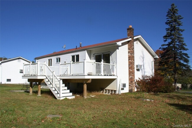 Building Photo - 25 Trotting Dr