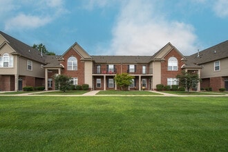 Building Photo - Legends Rosewood Village