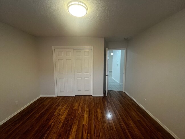 Foto del edificio - COMING SOON Newly Renovated 3 Bedroom 2 Bedroom Home