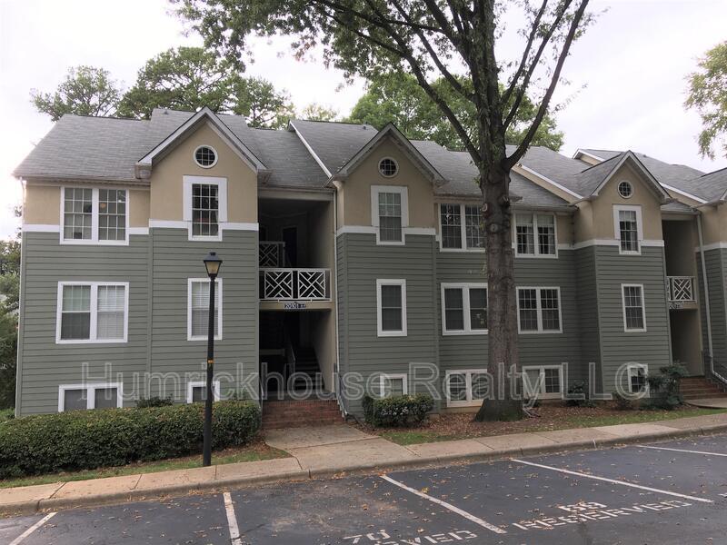 Primary Photo - 20109 Henderson Rd