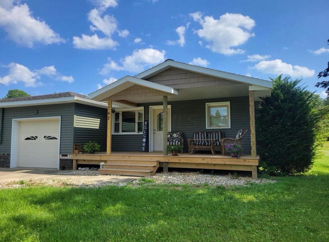 Foto principal - 1742 Windsor Rd