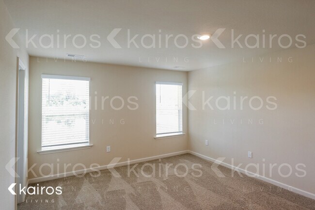 Building Photo - 1118 Freedom Parkway