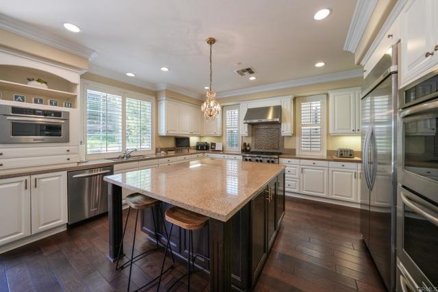 Building Photo - 15586 New Park Terrace