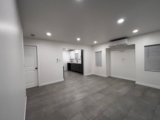 Foto del edificio - 9717 Oak St