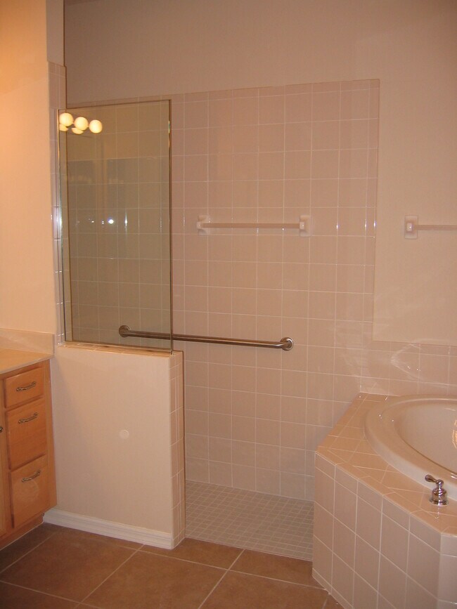 Foto del edificio - 12854 Carrington Cir