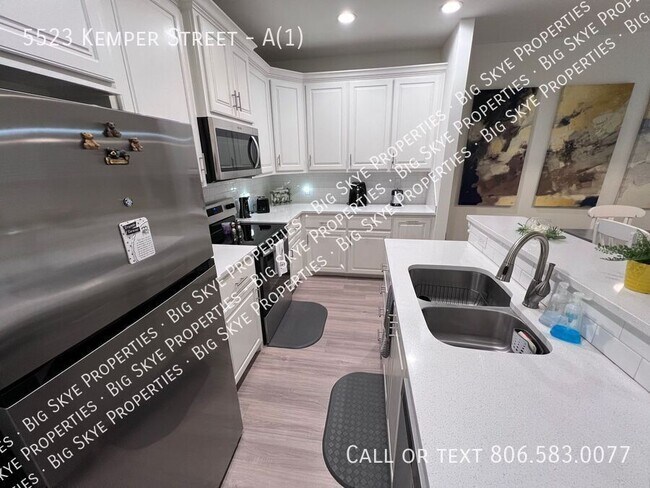 Building Photo - 5523 Kemper St