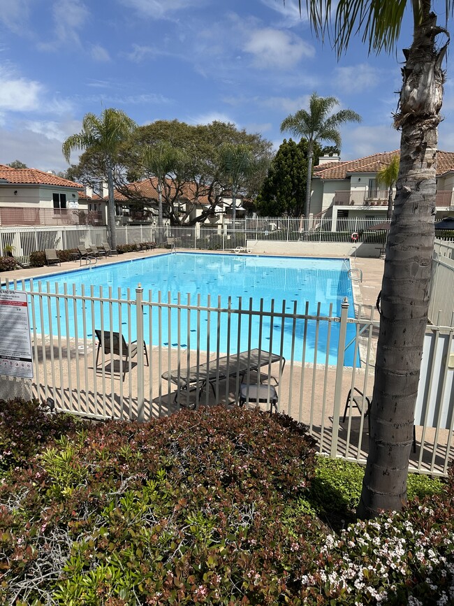 Building Photo - 420 Stoney Point Way