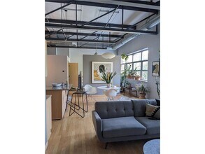 Building Photo - 111 E Franklin Ave