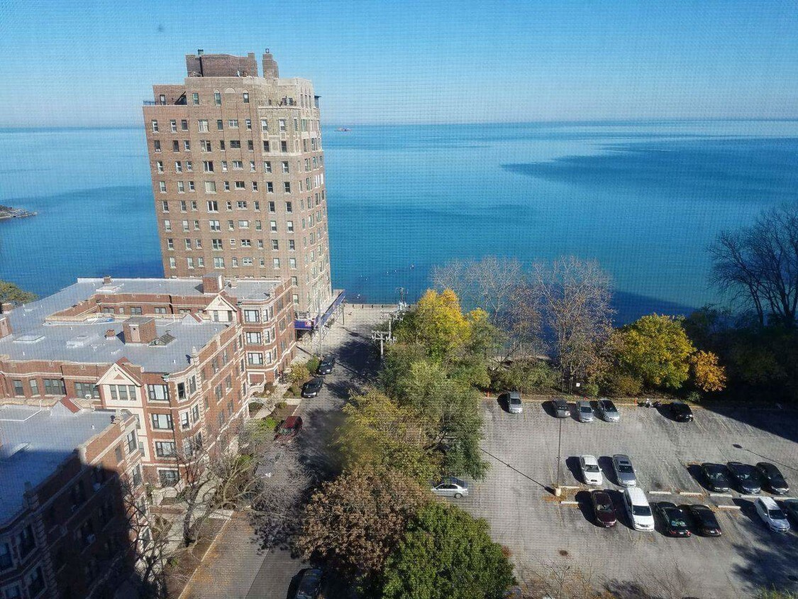 7300 S South Shore Dr, Chicago, IL 60649 Apartments in Chicago, IL