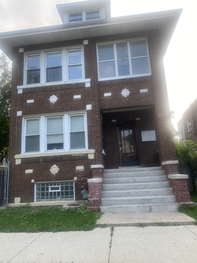 Building Photo - 5352 S Campbell Ave