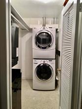 Building Photo - 322 N Federal Hwy