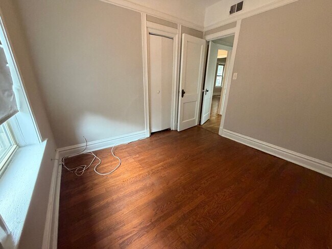 Foto del edificio - 1352 W Berwyn Ave