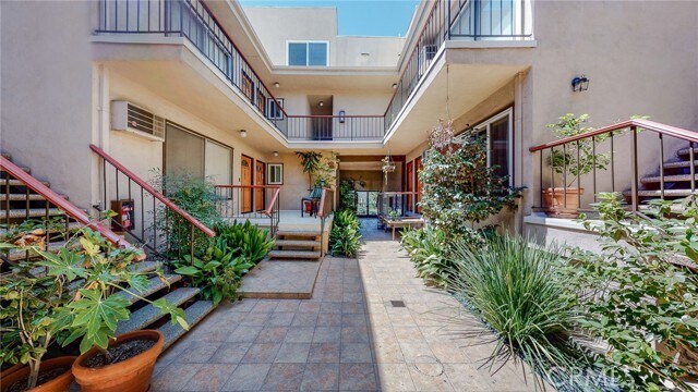 Building Photo - 1730 Camden Ave