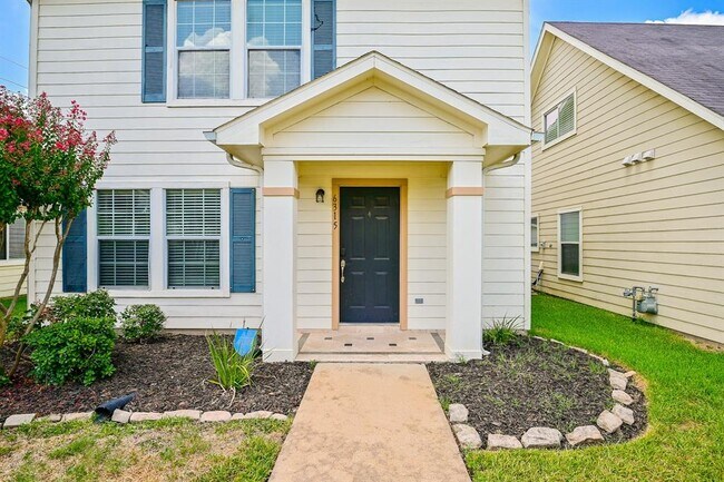Building Photo - 6315 Settlers Square Ln