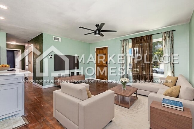 Foto del edificio - 9308 Lindaro Ln