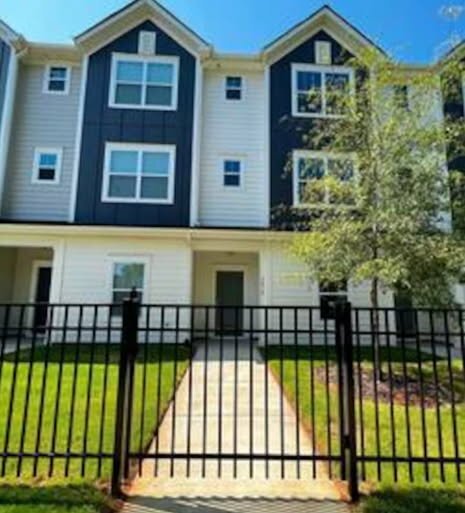 Foto del edificio - 3934 Winterfield Pl