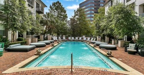 Foto principal - 385 E Las Colinas Blvd