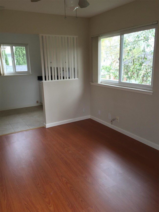 Foto del edificio - 271 N 6th St