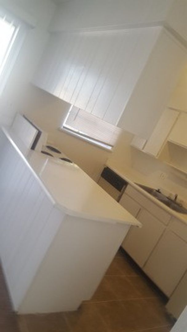 Foto del edificio - Grove Park One bedroom condo